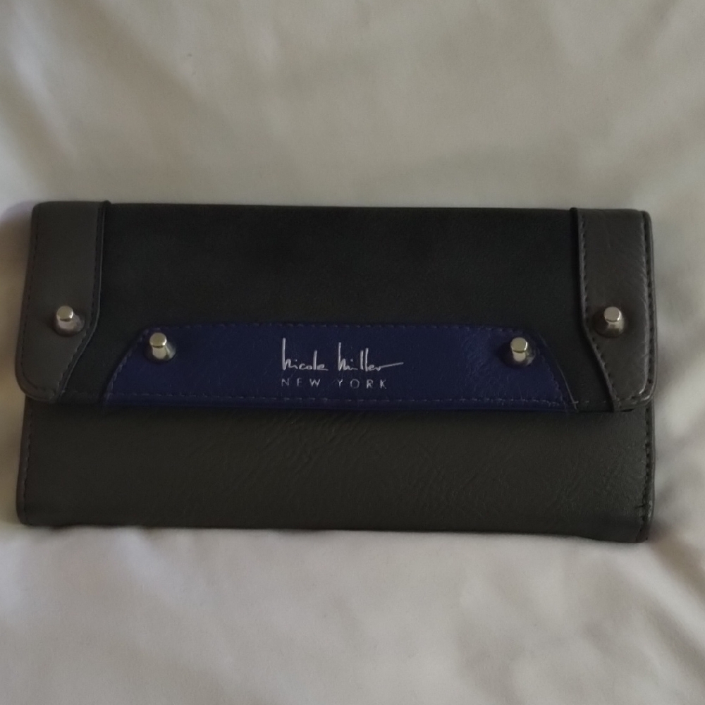 Nicole Miller Black and Navy Wallet